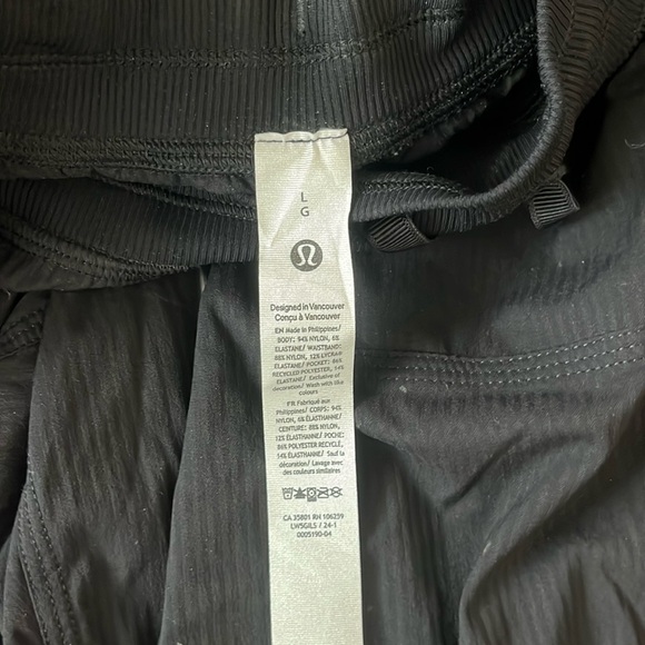 Lululemon cargo studio pants - Picture 3 of 6